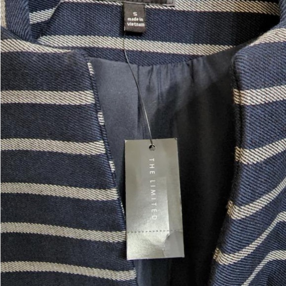 The limited NWT - Women Blazer - Size S - Picture 4 of 4